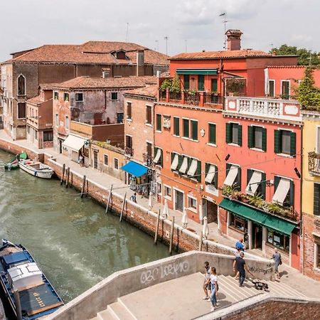 Carmini Canal View And Balcony With Lift Венеция Экстерьер фото